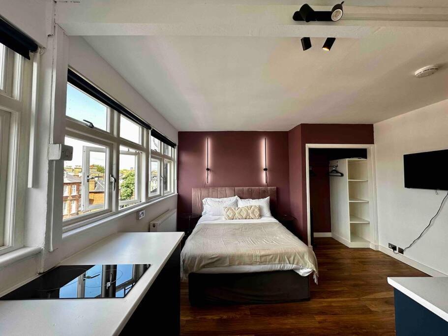 Cozy Near Regent's Park N9 Appartamento Londra