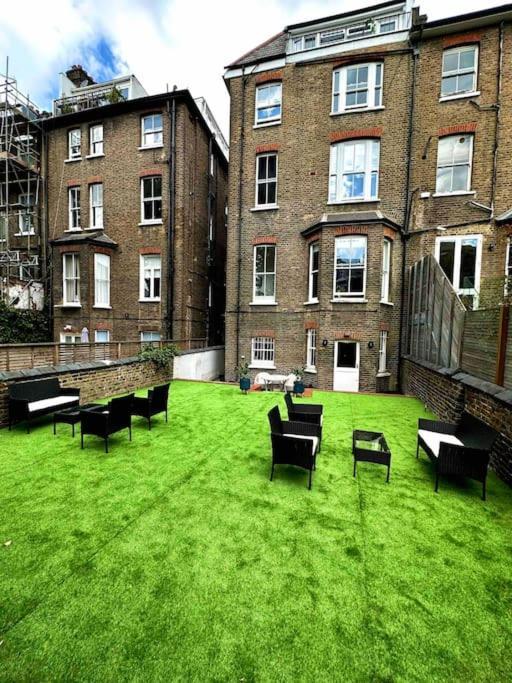 Cozy Near Regent's Park N9 Londra