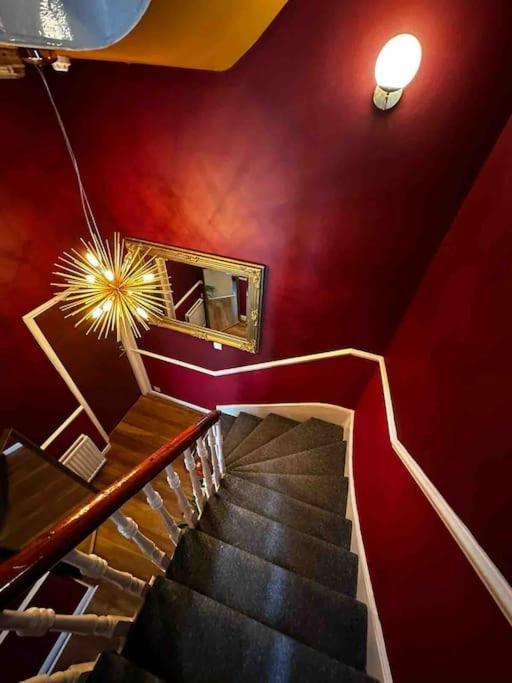 Appartamento Cozy Near Regent's Park N9 Londra